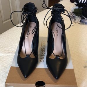 NEW Call it Spring Lace Up Pumps